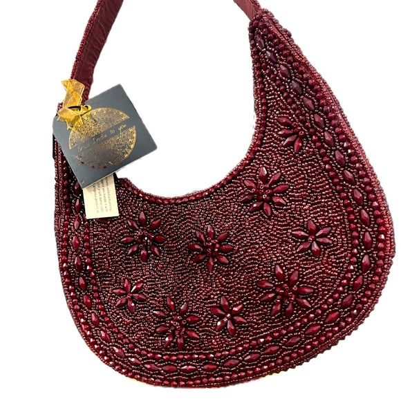 From India to You Handbags - NWT ⚜️♥️⚜️ From India to you Gorgeous Burgundy Floral Beaded Purse